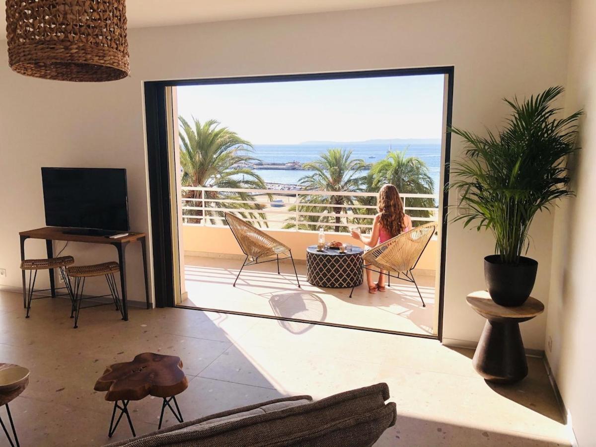 Appartement T3 Lumineux Traversant Totalement Neuf En Face De La Plage Front De Mer Vue Sur Les Iles Vue Mer Panoramique Assuree Residence De La Plage Centre Ville Du Lavandou 3Eme Etage Avec Ascenseur Appartement T3 Le Lavandou Exterior foto